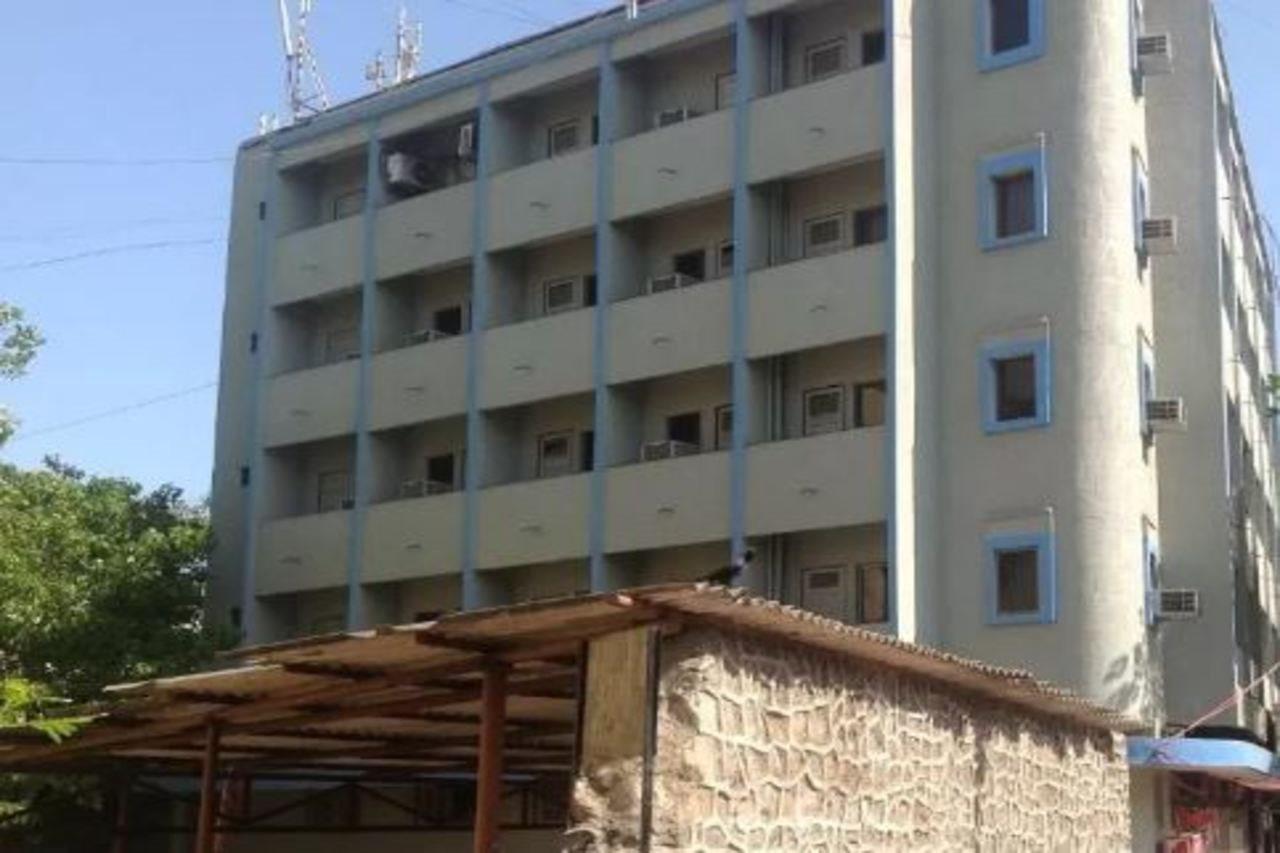 Pals Hotel Mumbai Exterior photo