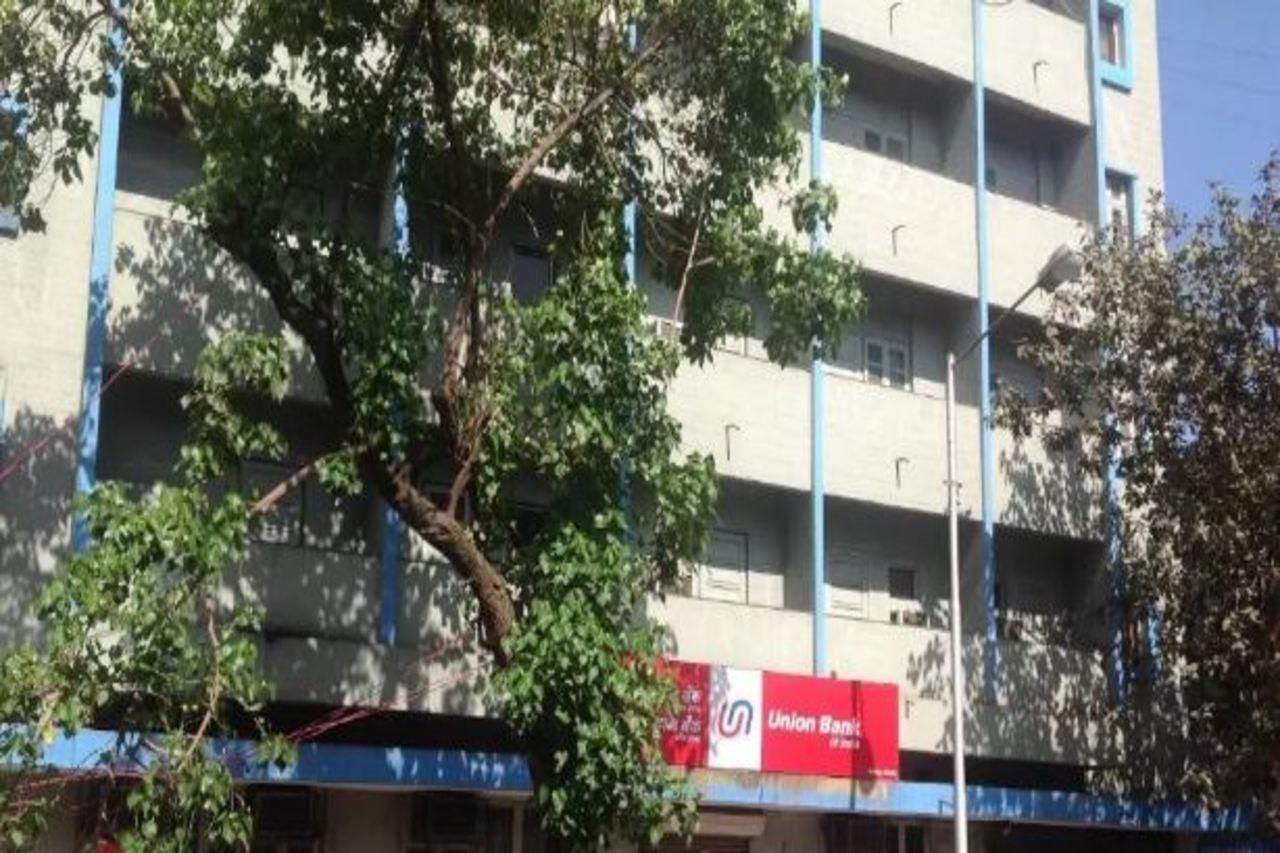 Pals Hotel Mumbai Exterior photo